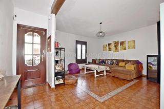 Haus  Kabilas. Confortable y funcional en zona tranquila del barrio san francis