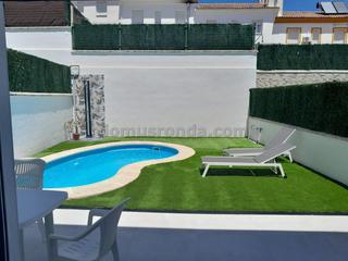 Casa adossada a Montejaque. Adosado con piscina privada en montejaque