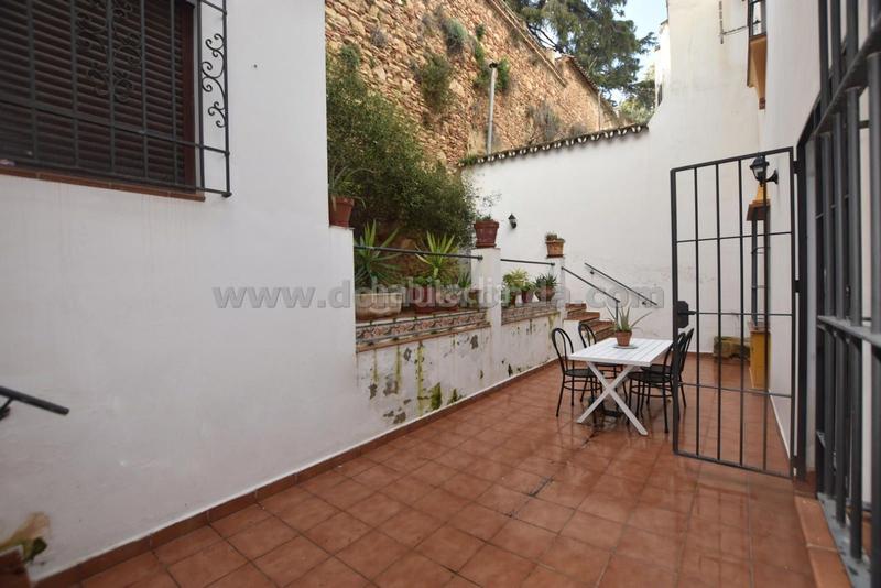 Foto 0a8bf171-fcf8-4cc9-8221-f5557c71dd25. Casa amb aparcament a La Ciudad Ronda