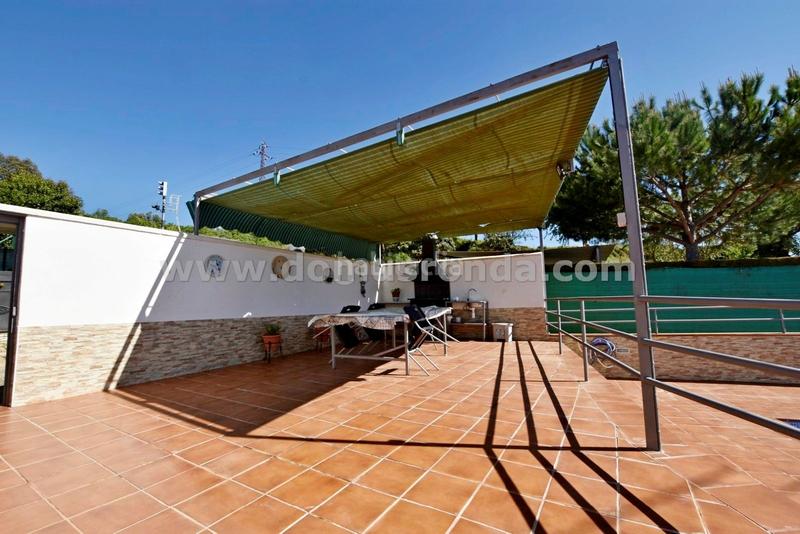 Foto c83076e6-860d-40d2-b755-ca0309914cf7. Masía estupenda casa de campo con parcela en Partidas Norte Ronda