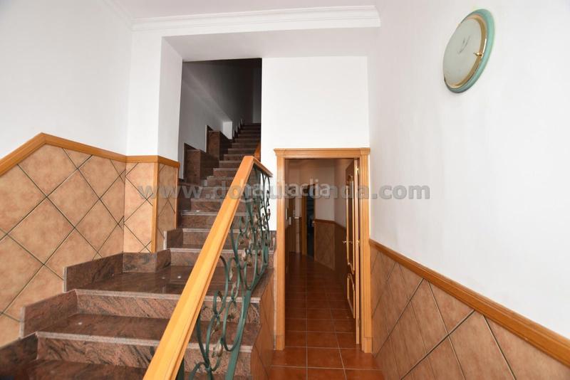 Foto 31ed75a4-83de-4402-b6fb-3d0b34dca409. Casa  increíble con múltiples patios en San Cristóbal Ronda