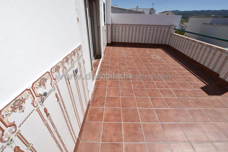 Foto 8b315c95-212f-4ca5-b9b0-8755cad32b0f. Casa  increíble con múltiples patios en San Cristóbal Ronda