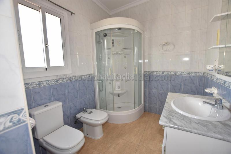 Foto eb4f0b90-8ad4-4716-8e0e-65da2cb65f37. Casa  increíble con múltiples patios en San Cristóbal Ronda