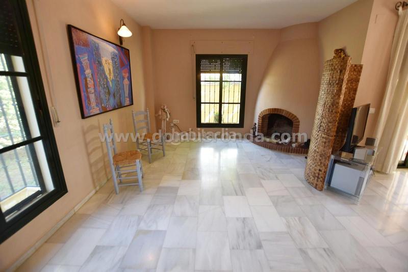 Foto 263b03a1-451a-40b4-8360-05dd7b3f0e17. Chalet  independiente en venta en La Planilla Ronda