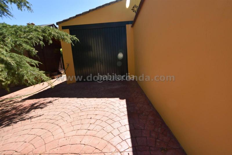 Foto ac11041b-9ecf-40bf-b5d7-669e2e81627c. Chalet  independiente en venta en La Planilla Ronda
