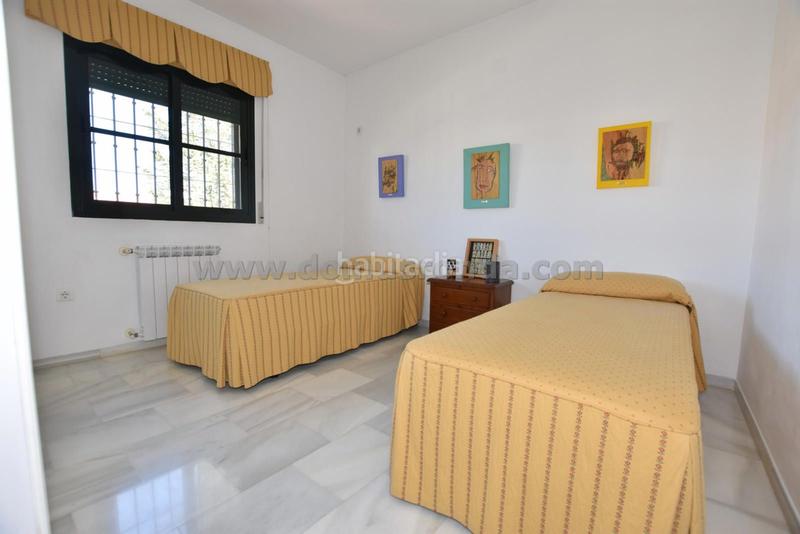 Foto c3e9b0e0-ee28-4ab7-8e82-febeb886c734. Chalet  independiente en venta en La Planilla Ronda