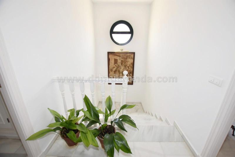 Foto c7932e02-0f79-4347-a9b9-5faf23e03935. Chalet  independiente en venta en La Planilla Ronda