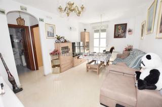 Etagenwohnung en Centro. Piso amplio con trastero y estupenda orientacin en pleno centro