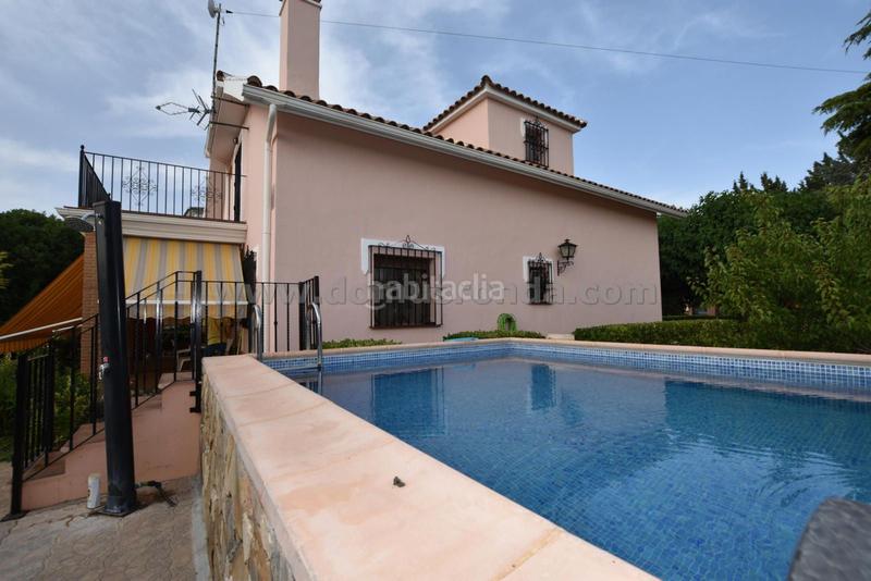 Foto 5528e379-0bc8-4a7f-9dd4-c27ec1f516d4. Chalet with heating pool in Partidas Norte Ronda