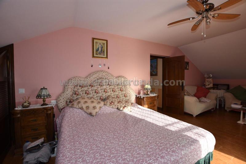 Foto c2e09bd5-6169-4aa1-9490-0d3418ab6ceb. Chalet with heating pool in Partidas Norte Ronda