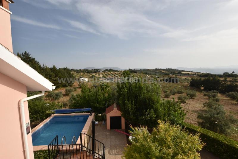 Foto f761476d-871d-4e1e-b5d6-e9e35c1d3488. Chalet with heating pool in Partidas Norte Ronda