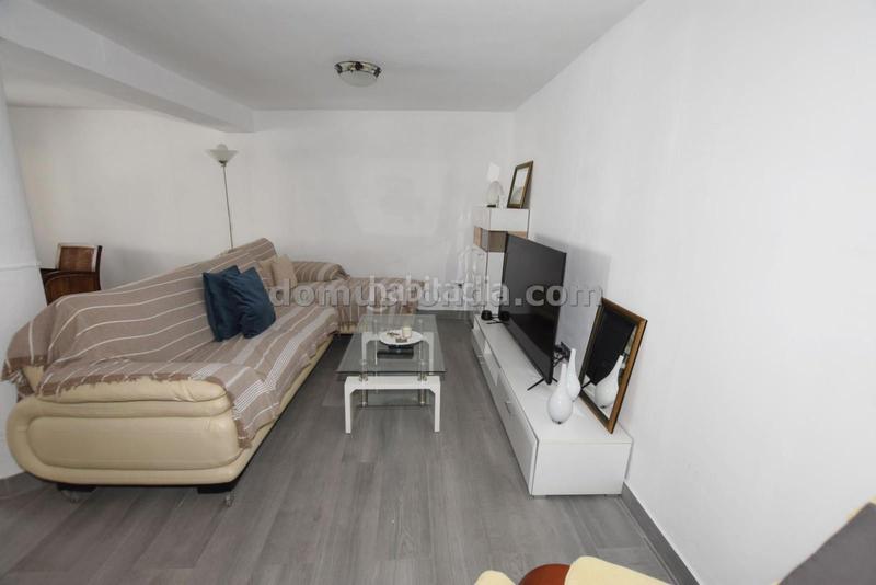 Foto f1eb9bb5-7bfb-4dec-a291-eb0358e81606. Casa con piscina in Centro Ronda