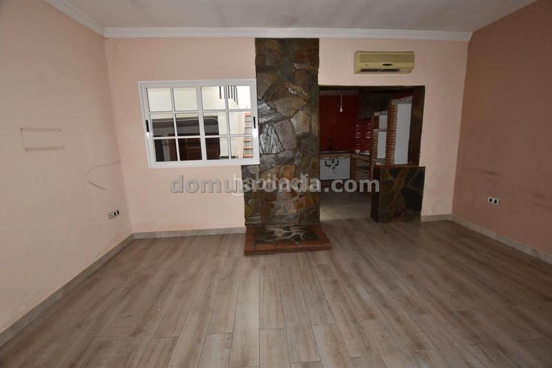 Foto 36d589bd-e3eb-43a7-8b0f-e6bbb9010b31. Casa  con garaje y patio en venta en El Fuerte - La Dehesa Ronda