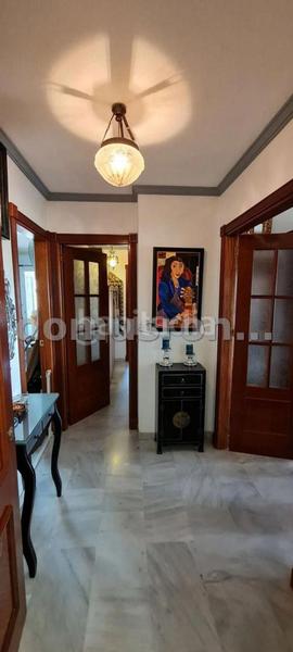 Foto 59a6bf61-8d16-4a03-bcce-cb7ed770bad8. Piso estupendo piso en venta en malaga zona teatinos en Málaga