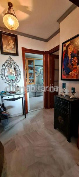 Foto 92f08843-f893-45c6-bebb-4238a9cd4c31. Piso estupendo piso en venta en malaga zona teatinos en Málaga