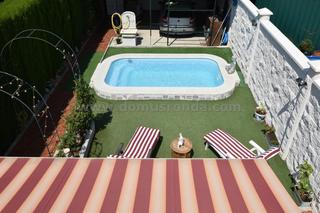 Casa adosada en La Planilla. Adosado con piscina en la planilla ronda