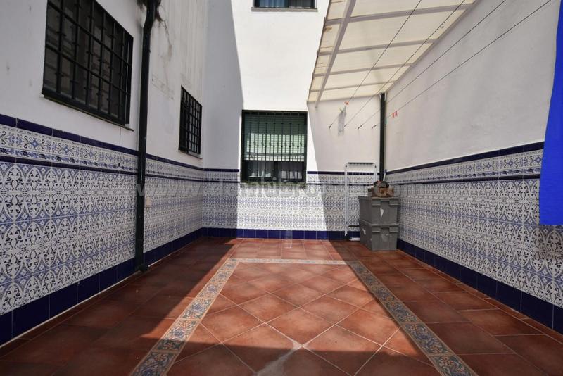 Foto c93ff9c3-dfd8-44d6-971b-4bc24f749747. Casa adossada amb calefacció aparcament piscina a Ronda