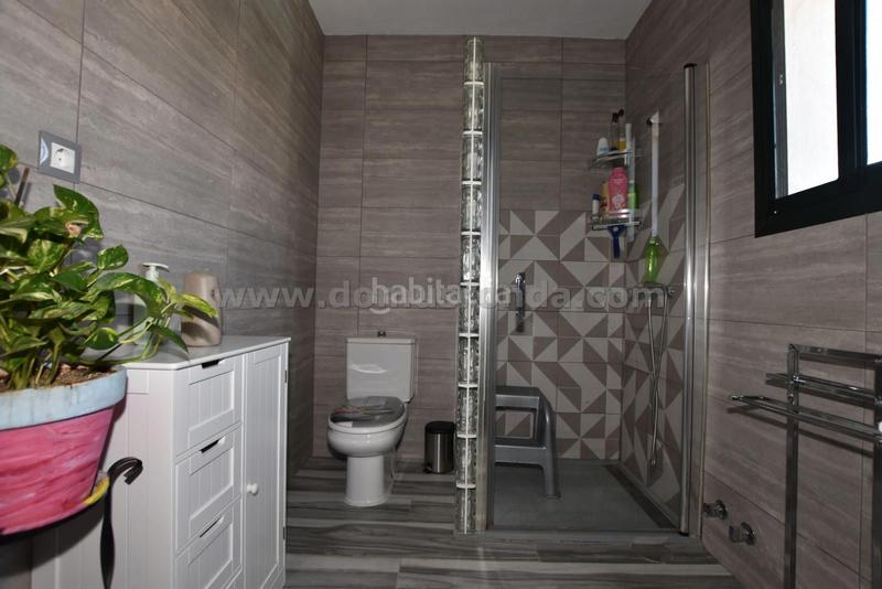 Foto e0a46855-8819-427a-a792-094dede6bf98. Casa adossada amb calefacció aparcament piscina a Ronda