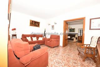 Casa a Cuevas del Becerro. Casa en venta en cuevas del becerro
