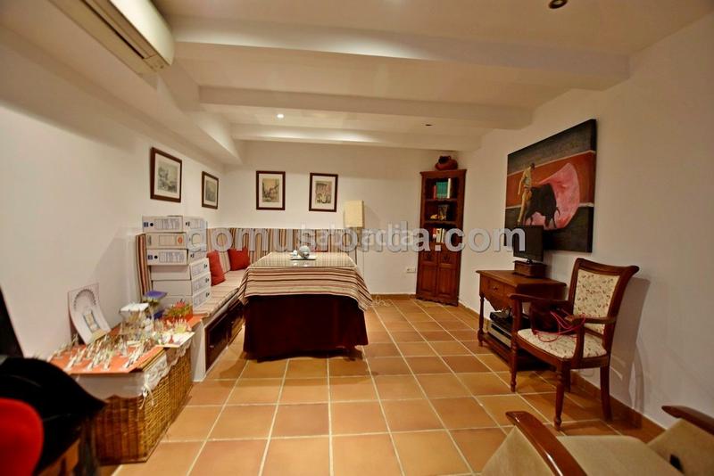 Foto 13797520-3bd2-44a6-bcd7-4ee642d6f075. Haus mit heizung pool in Centro Ronda