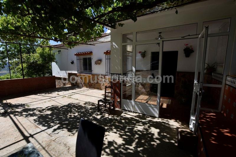 Foto 5a257f7d-b236-4acc-b5d0-94d9afc8ba05. Masía se vende casa de campo en Partidas Norte Ronda