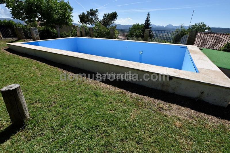 Foto de44e0c7-f14a-4a7f-82af-9530a3444664. Masía se vende casa de campo en Partidas Norte Ronda