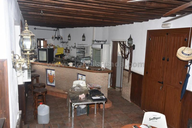 Foto 488fae9c-4f08-4b93-b40b-38705c8d1011. Geschäftsraum in Montejaque