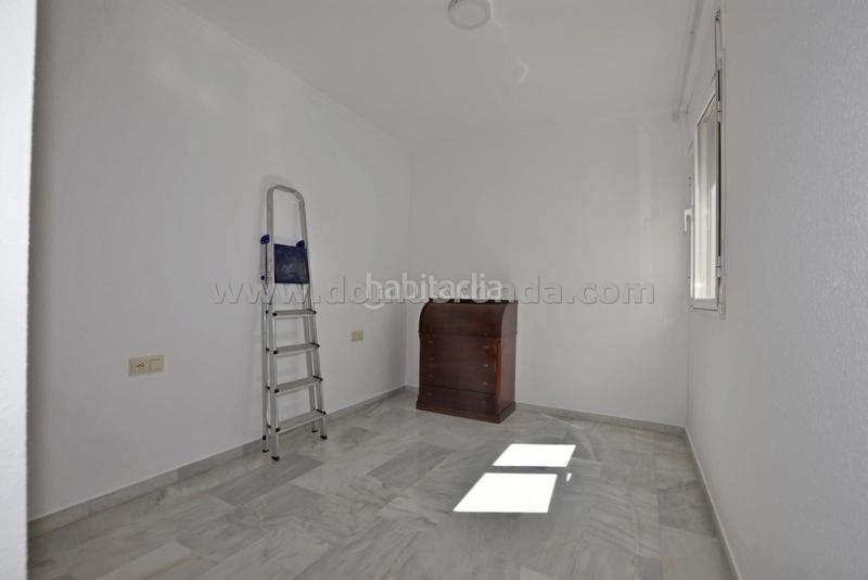 Foto 363e89df-4cba-421d-8e2f-b7edab31e52f. Piso se vende piso en la zona céntrica en Centro Ronda