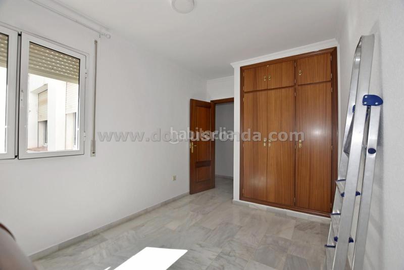 Foto f6e61ab6-971a-421e-908d-17f25b268183. Piso se vende piso en la zona céntrica en Centro Ronda