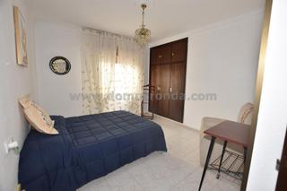 Etagenwohnung in Centro. Piso a un paso de la calle de la bola en ronda málaga