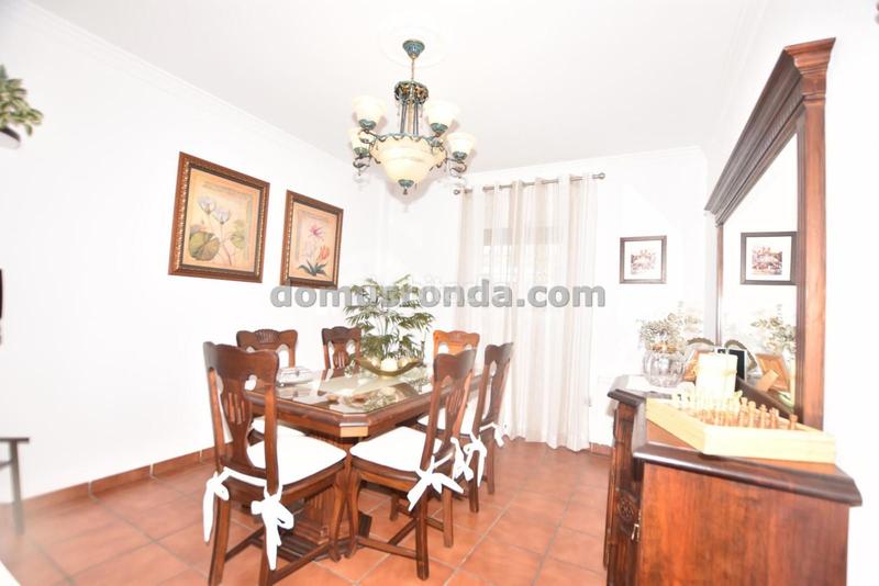 Foto 11bb7d31-5412-4b43-ac9a-ea35ea708ae2. Haus mit heizung parking in La Planilla Ronda