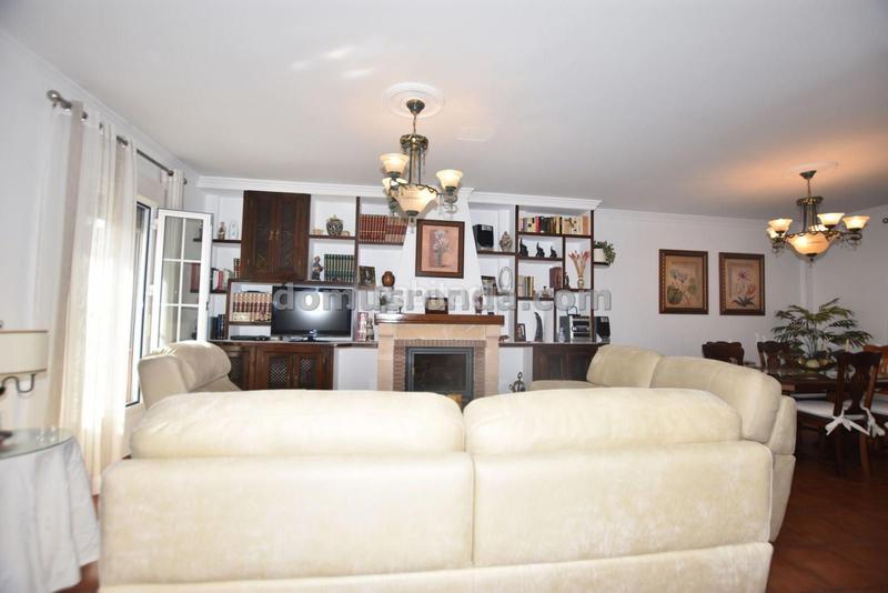 Foto 6b7edd2d-4727-4ae7-819e-d1d35bd26763. Haus mit heizung parking in La Planilla Ronda