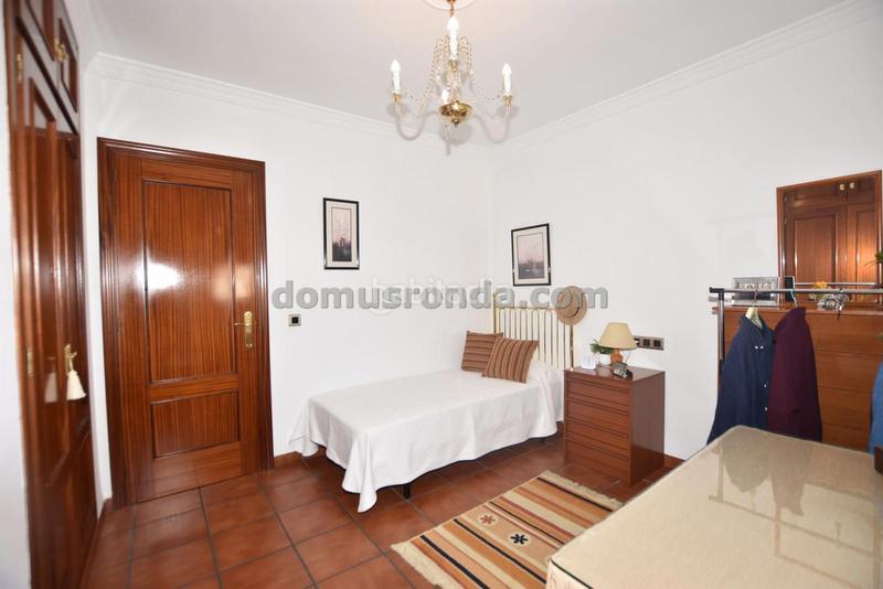 Foto cb3a9f22-a9f2-40e5-a4a3-c211e4cde530. Haus mit heizung parking in La Planilla Ronda