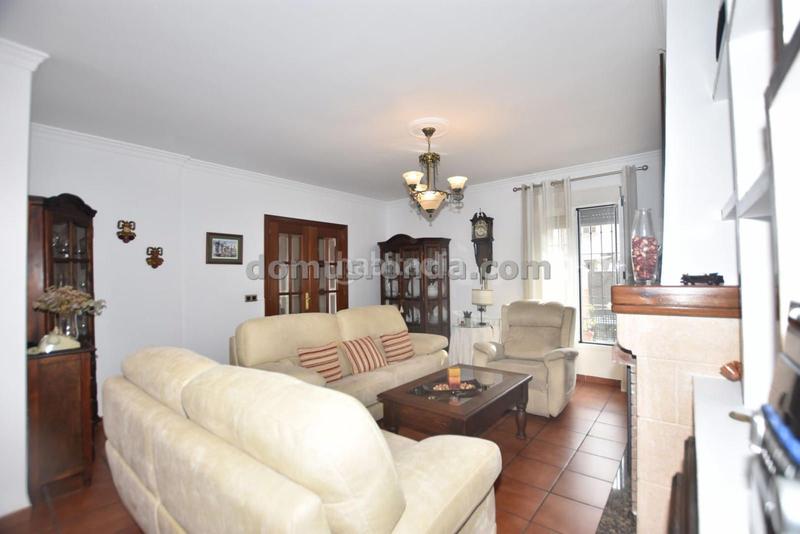Foto d9f59cfa-5c79-4644-bff0-fa20ed2ac5d2. Haus mit heizung parking in La Planilla Ronda