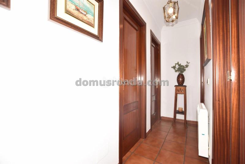 Foto ea11321a-302a-40b4-a357-ed80534f6506. Haus mit heizung parking in La Planilla Ronda