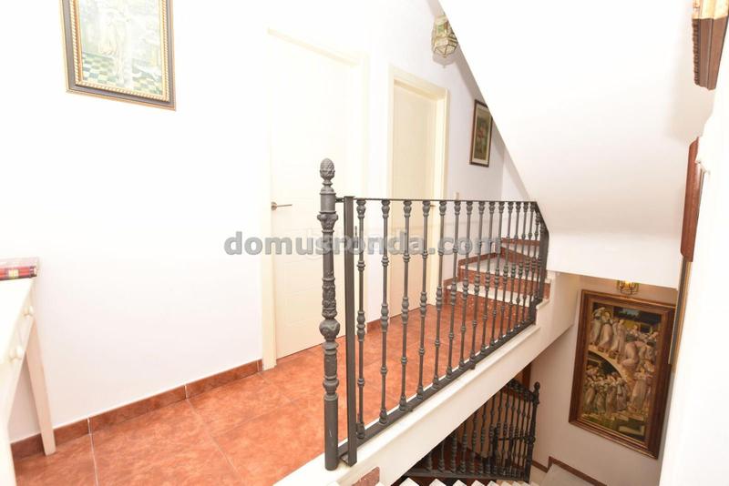 Foto 21a96003-571a-4747-a7e9-d69853a8663b. Haus mit heizung in San Rafael Ronda