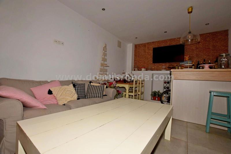 Foto c937dc9a-8c98-4127-9ea8-b69bd091e743. Casa amb calefacció a Casco Histórico Ronda