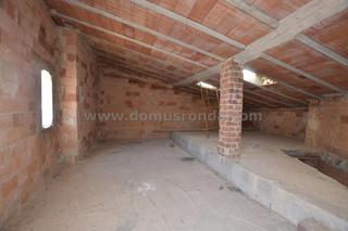 Edificio en Montejaque. Edificio singular en zona privilegiada de montejaque