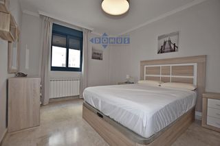 Miete Etagenwohnung in San Rafael. Se alquila piso en avenida de málaga ronda