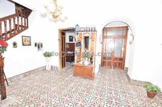 Maison à Cuevas del Becerro. Casa señorial en venta
