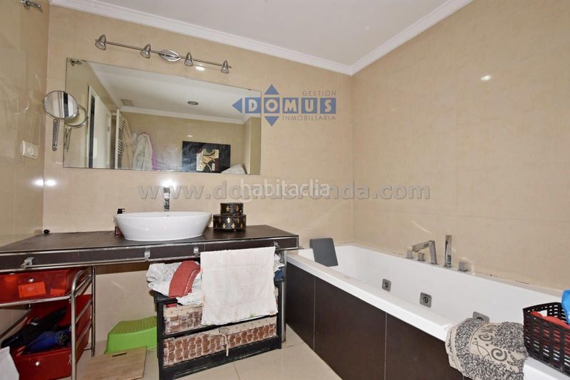 Foto f28d257d-53c0-4b6c-8de1-570175043642. Pis amb calefacció a Centro Ronda