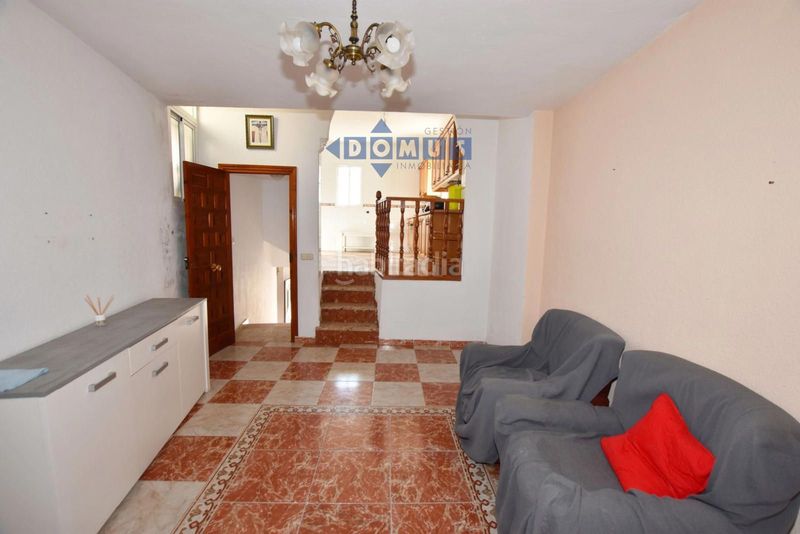 Foto 256be6db-4b48-4046-865b-9febcdee3198. Casa amb aparcament a Centro Ronda