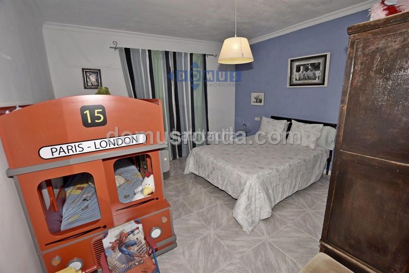 Foto 1b90bfe6-51ab-49fb-ae59-c89ddec21c9f. Chalet with heating parking in Benaoján