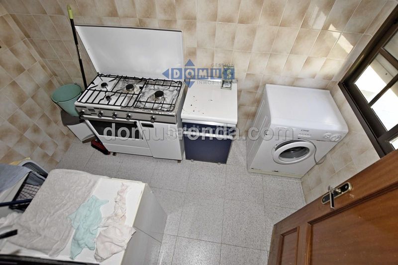 Foto 42e3a334-376b-4396-b0b2-45986fb0347f. Chalet with heating parking in Benaoján