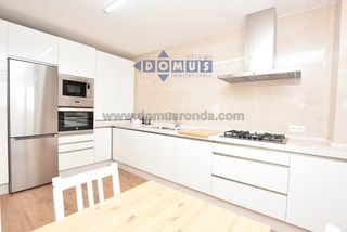 Location Appartement à Casco Histórico. Piso en el centro de ronda