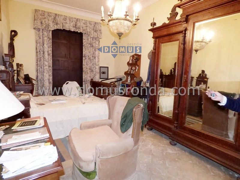 Foto 3d018b1b-8c18-4eef-9b76-f13ca60ea69d. Casa amb aparcament piscina a La Ciudad Ronda
