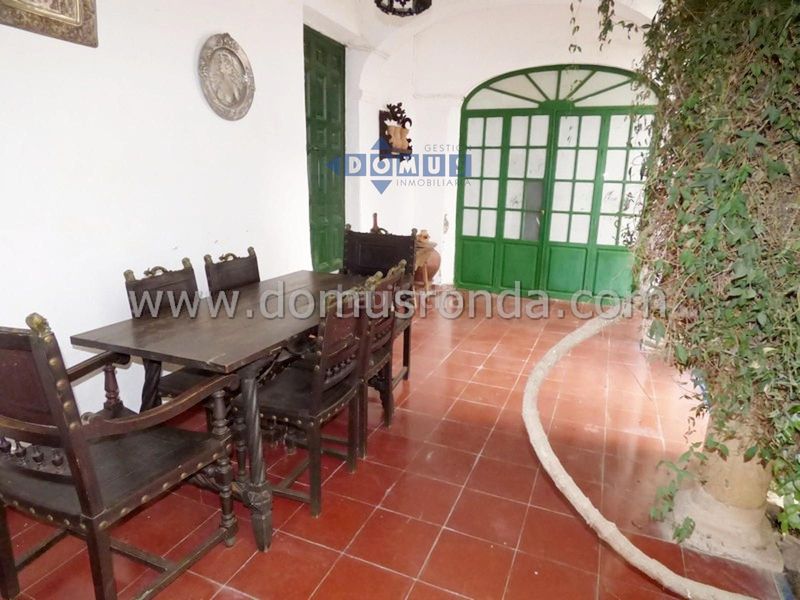 Foto 631ff8cf-0c05-4652-baae-d9c3b73e23ce. Casa amb aparcament piscina a La Ciudad Ronda