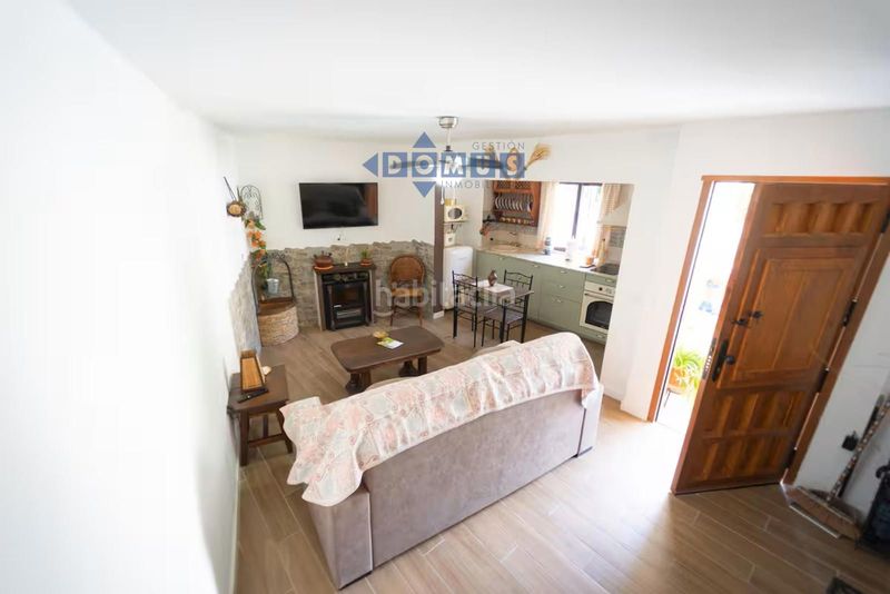 Foto f9e881d5-27b1-4e13-9b88-0bfc02197ef6. Casa a Setenil de las Bodegas