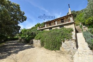 Masia a Partidas Norte. Casa de campo con piscina y amplias zonas exteriores en entorno