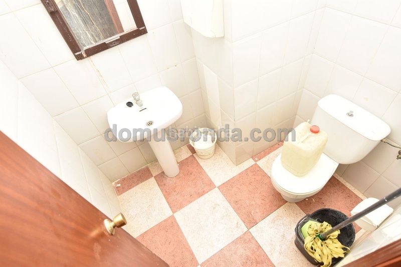 Foto 4f1ae8ea-75a5-4b0e-9281-886e944e59d1. Local comercial a Casco Histórico Ronda